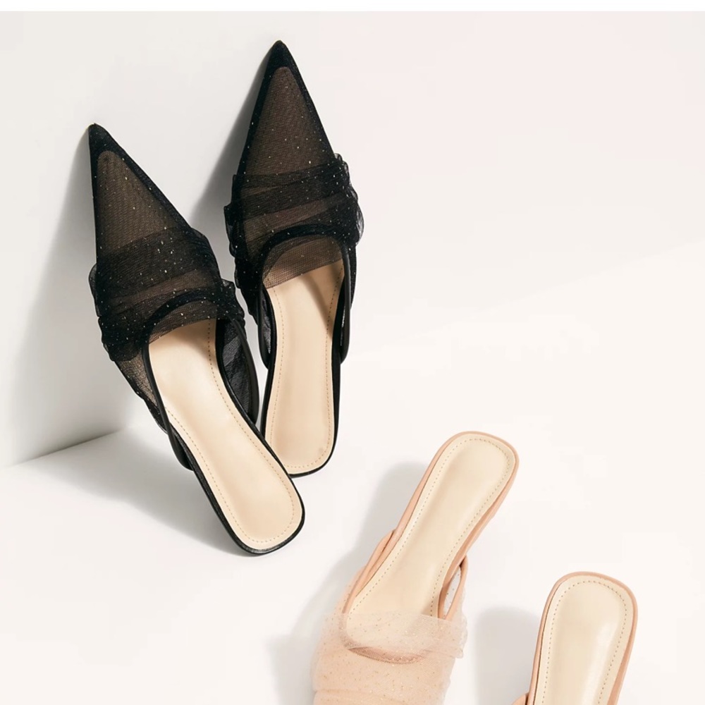 **BRAND NEW** Free People Samantha Mule Heel in Black